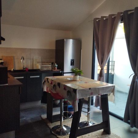 Appartement Cosy à 3 minutes de la plage SAINT-LEU-REUNION Exterior foto